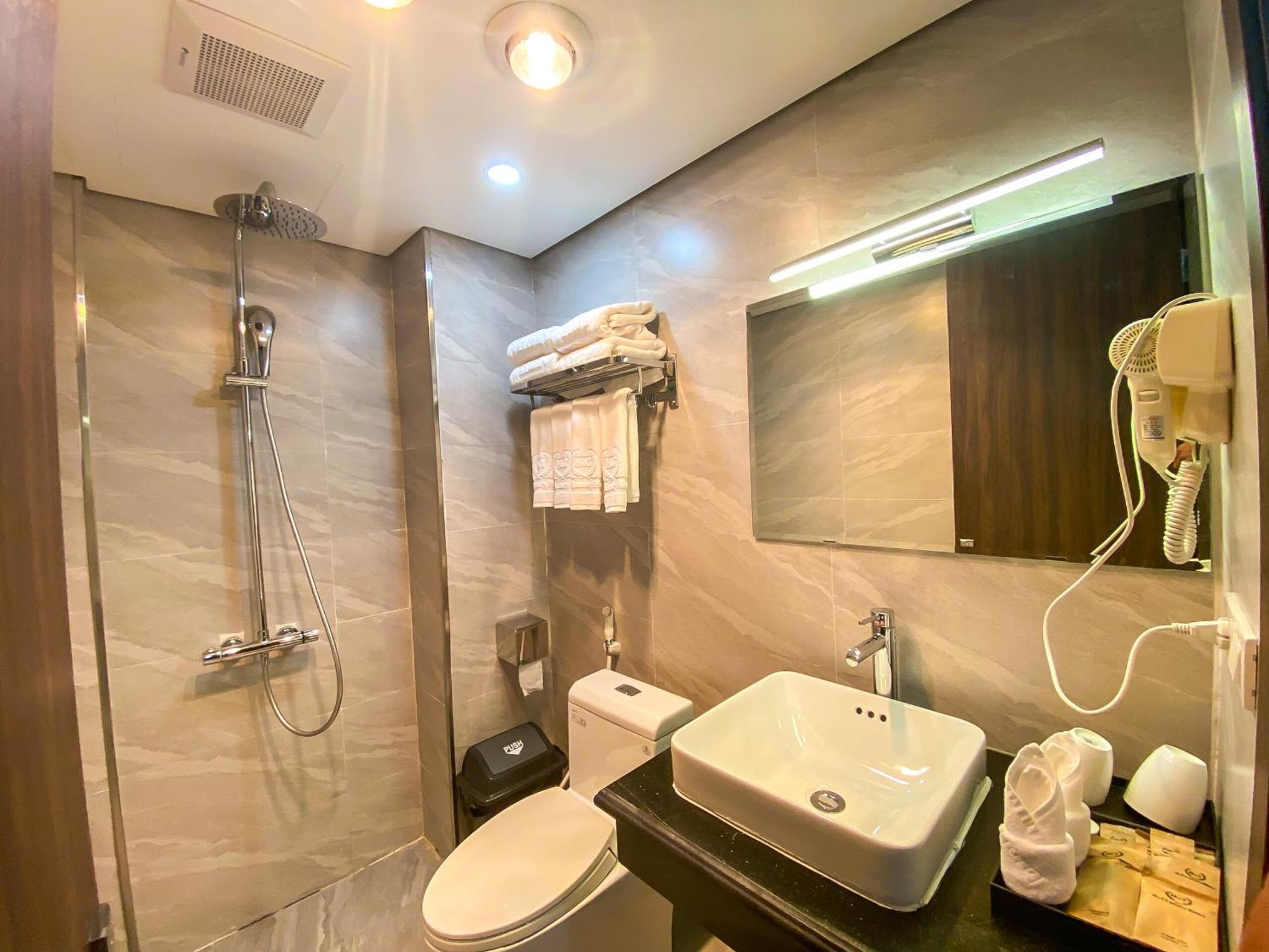 H&T Luxury Hotel Sapa Exterior photo